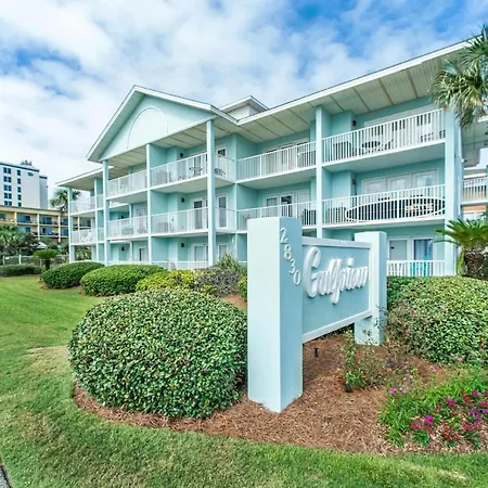 Ground Floor Coastal Condo-Beach Service Included